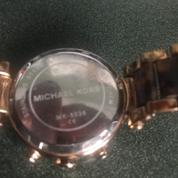 Michael Kors Rose Gold-tone Tortoise Women’s Watch MK5538 - Picture 8 of 16